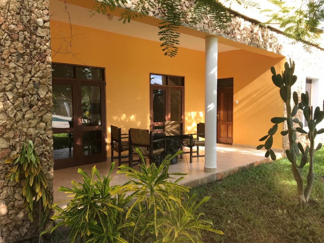 Flametree Beach Homes Диани-Бич Экстерьер фото